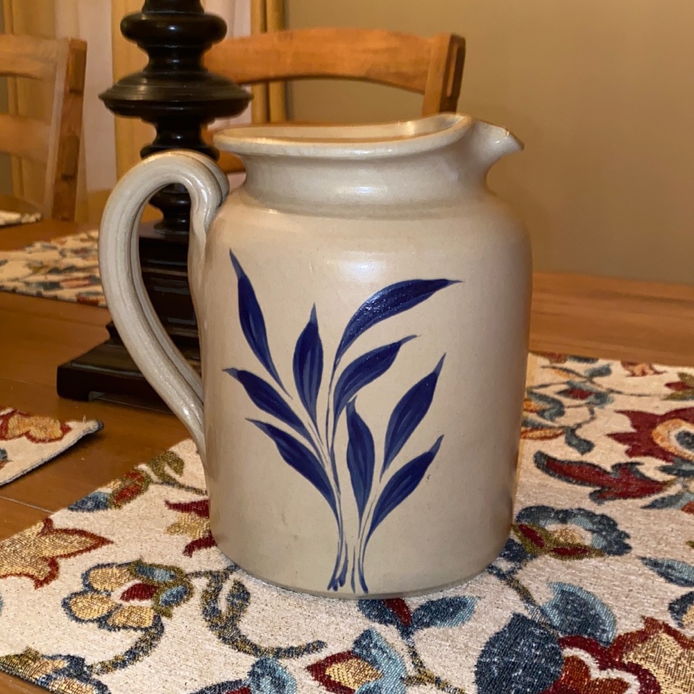 **RETIRED PIECE Williamsburg Stoneware Pitcher